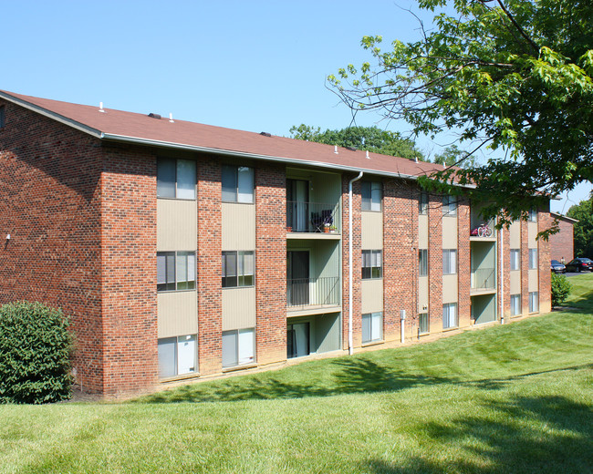 Primary Photo - Sharondale Woods Apartments