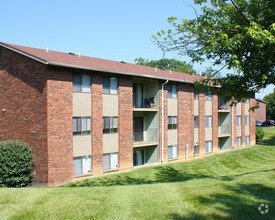 Primary Photo - Sharondale Woods Apartments