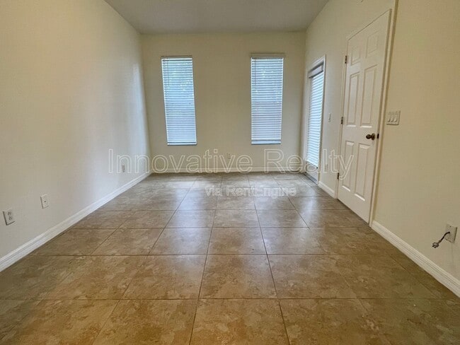 Building Photo - 2482 Temple Grove Ln