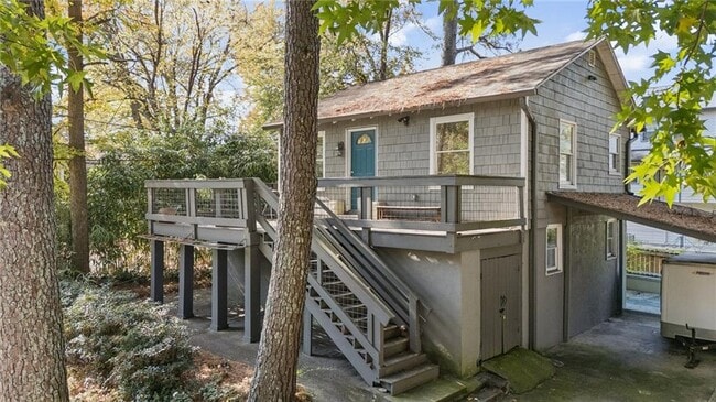 Building Photo - 1720 Marvin St NW