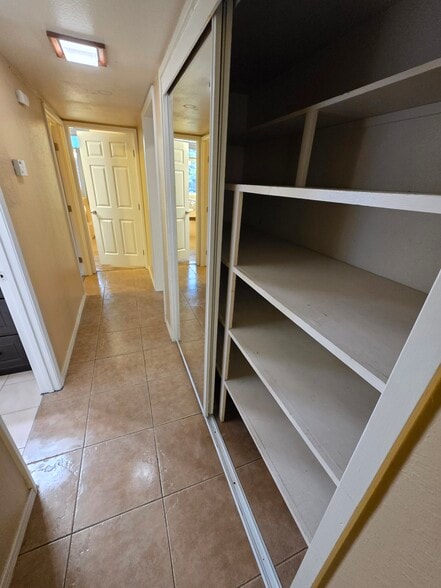 Building Photo - 1312 Toyon Plz