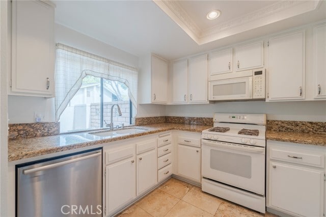 Building Photo - 8885 Modoc Cir