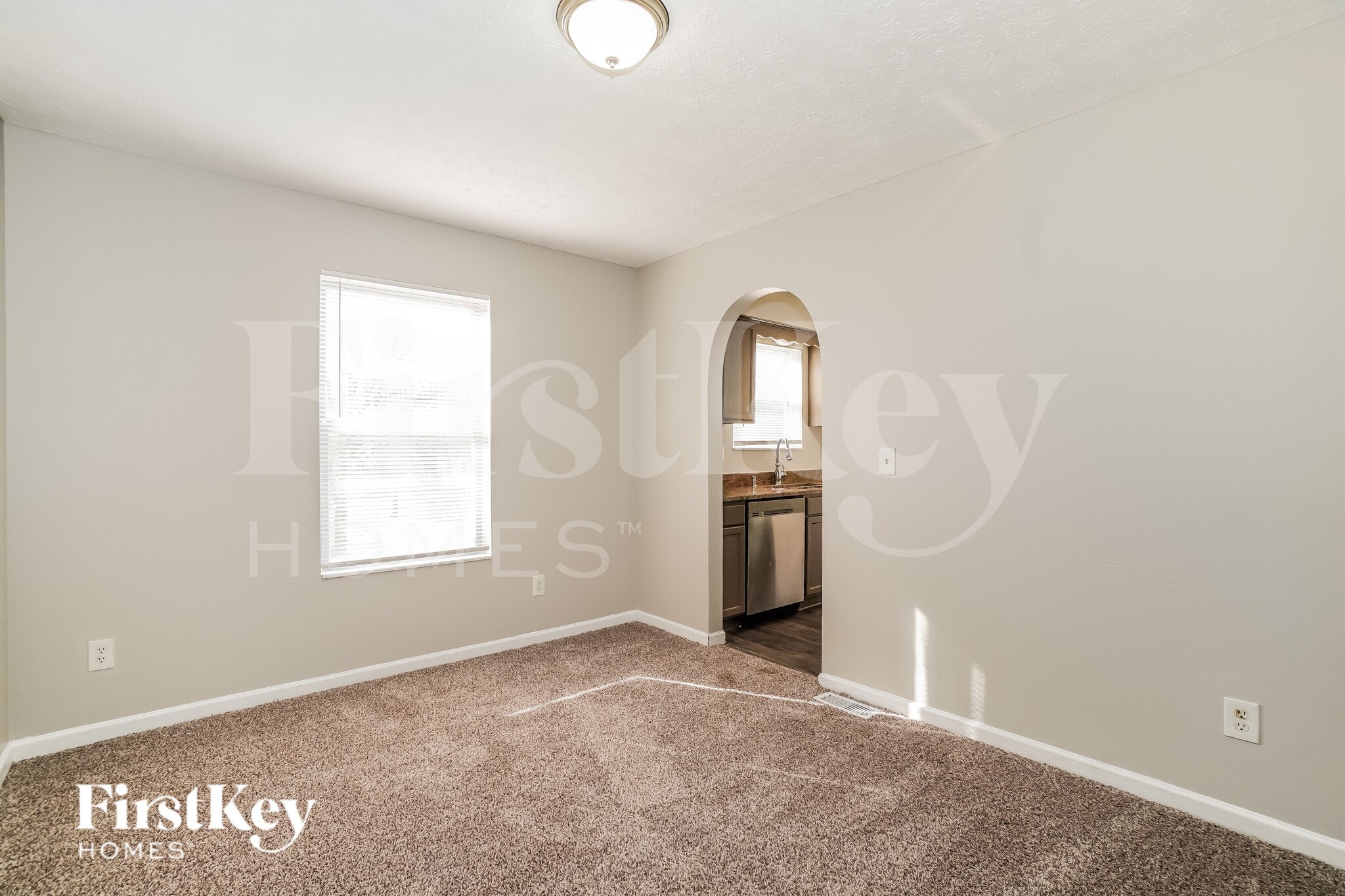 Building Photo - 391 Oak Village Dr