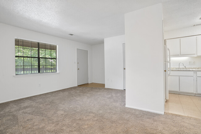 Living Area (1) - Fairhill Apartments