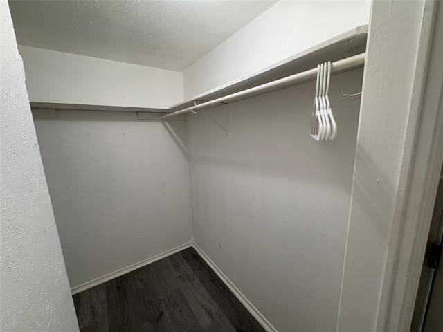 Building Photo - 5612 Marina Dr