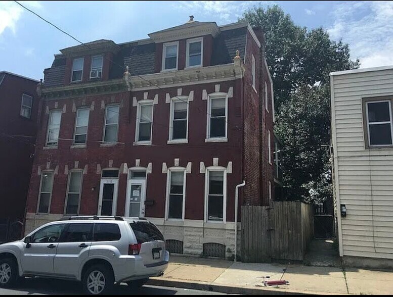 Primary Photo - 108 S 4th St