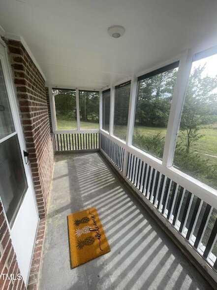 Building Photo - 1237 Martin Pond Rd