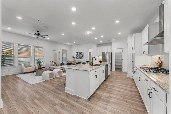 Building Photo - 3405 Charade Dr