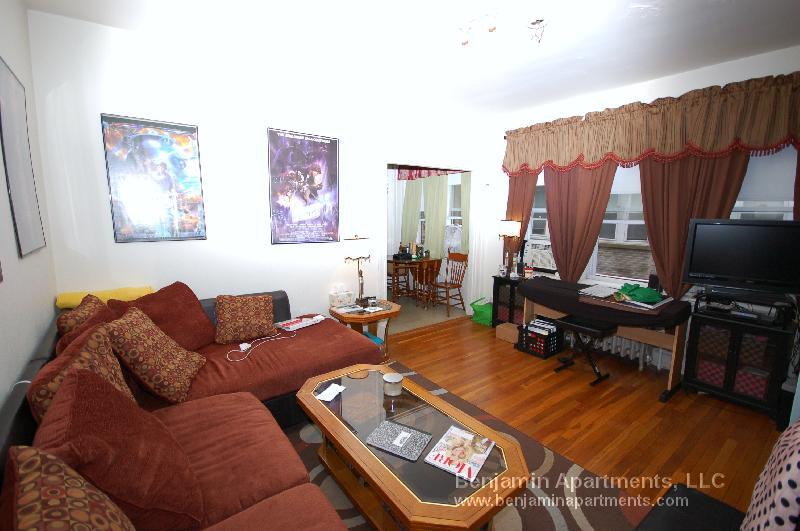 Building Photo - 1163 Boylston St