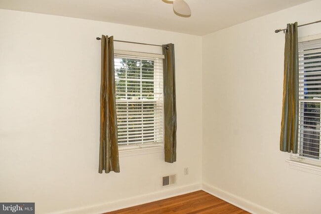 Building Photo - 304 Moncure Dr