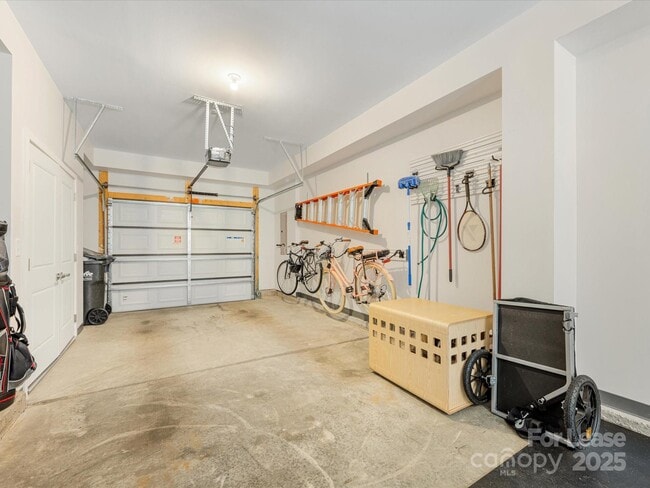 Building Photo - 4010 Citra Ln