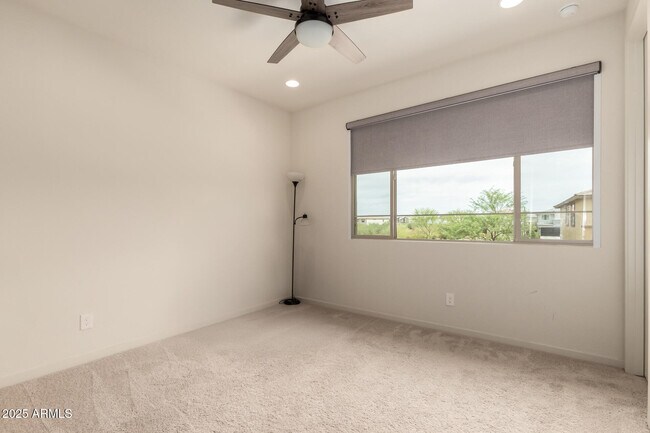 Building Photo - 3521 E Tina Dr
