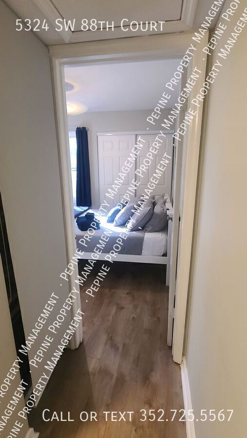 Building Photo - 5324 SW 88 Ct