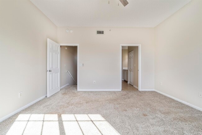 Building Photo - 4000 Grande Vista Blvd
