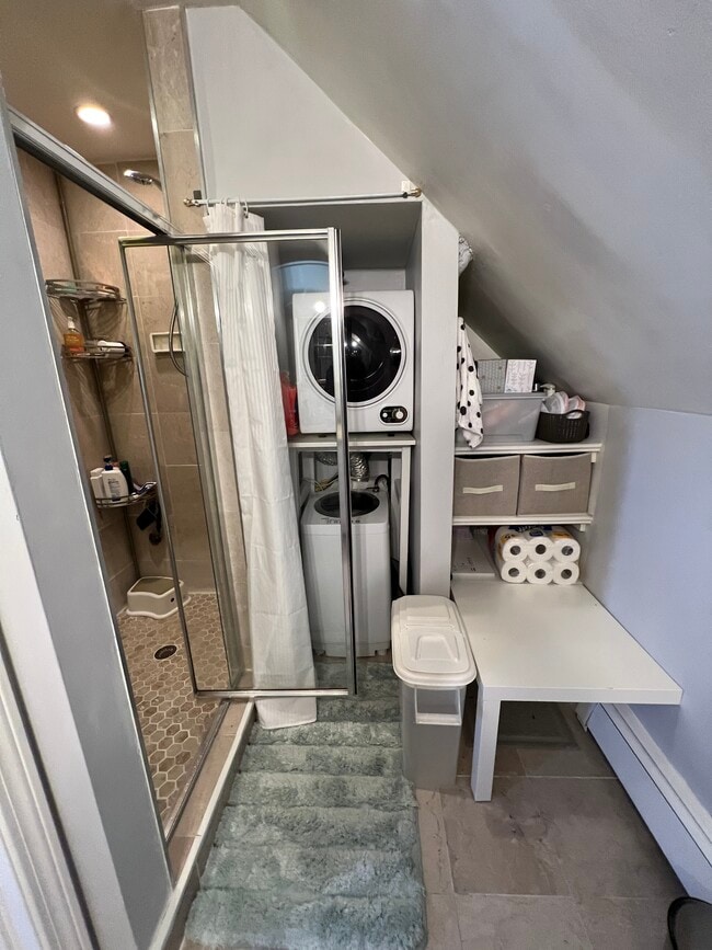 Building Photo - 45 Lincoln St