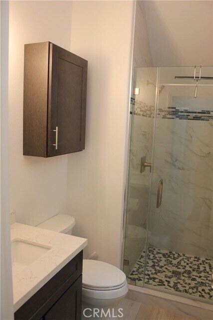 Building Photo - 813 E Bay Ave