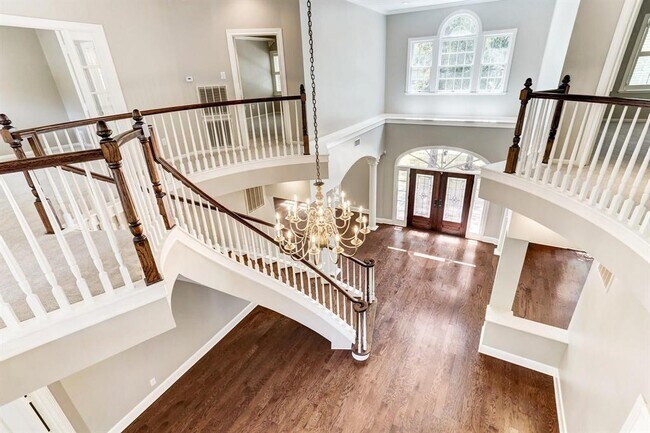 Building Photo - 14822 Bramblewood Dr