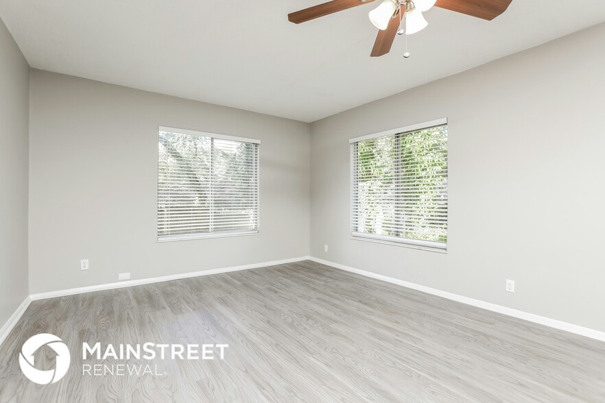 Building Photo - 105 Whispering Pines Ct