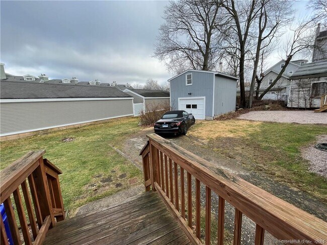 Building Photo - 108 Limewood Ave