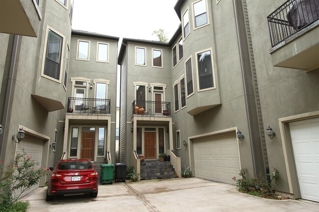 Building Photo - 5525 Kiam St