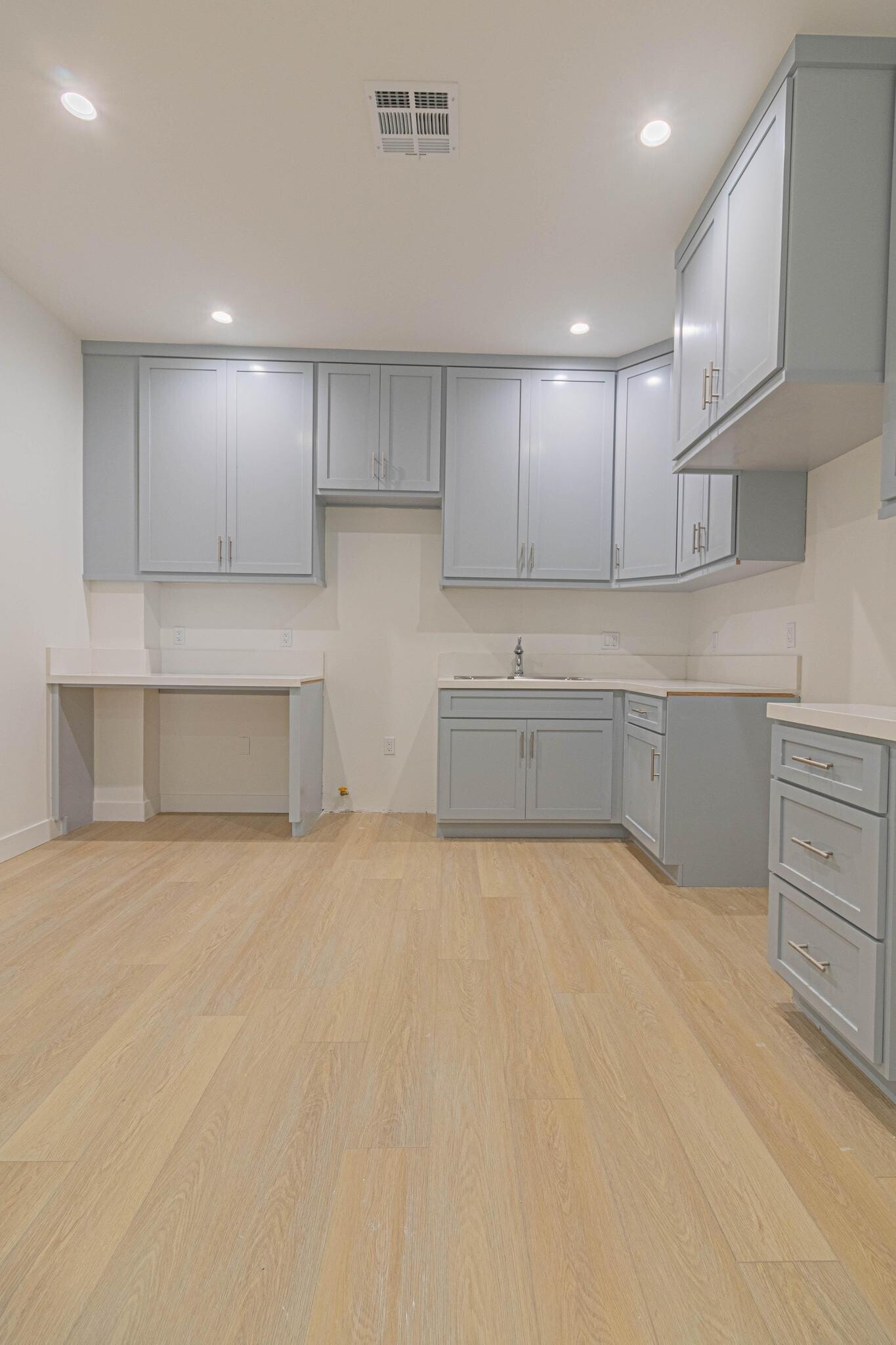 Building Photo - 11311 Hawthorne Blvd