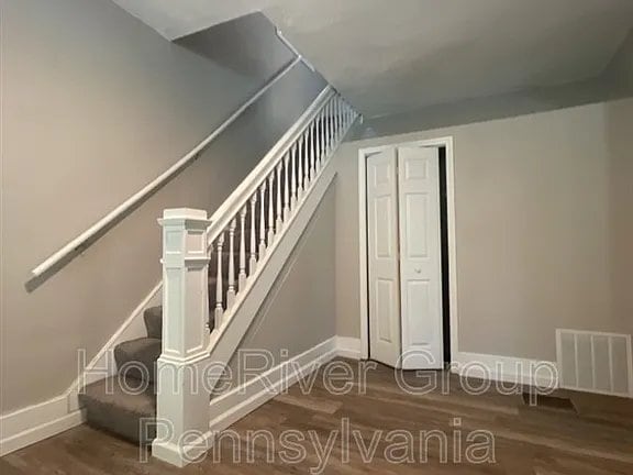 Building Photo - 211 Locust St