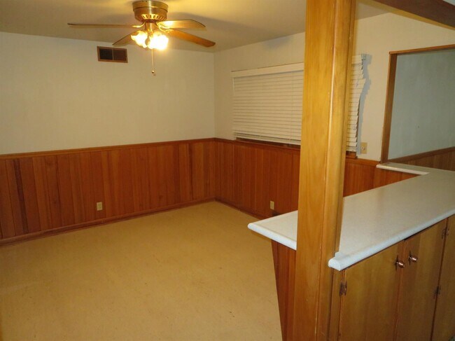 Building Photo - 9607 I-27