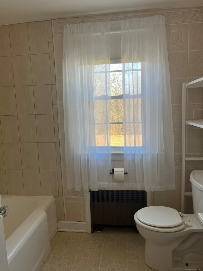 Building Photo - 383 Wells Rd