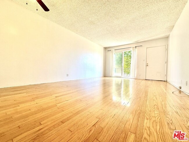 Building Photo - 612 Illinois Ct