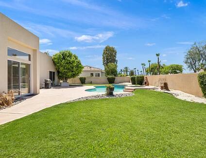 Building Photo - 75940 Nelson Ln