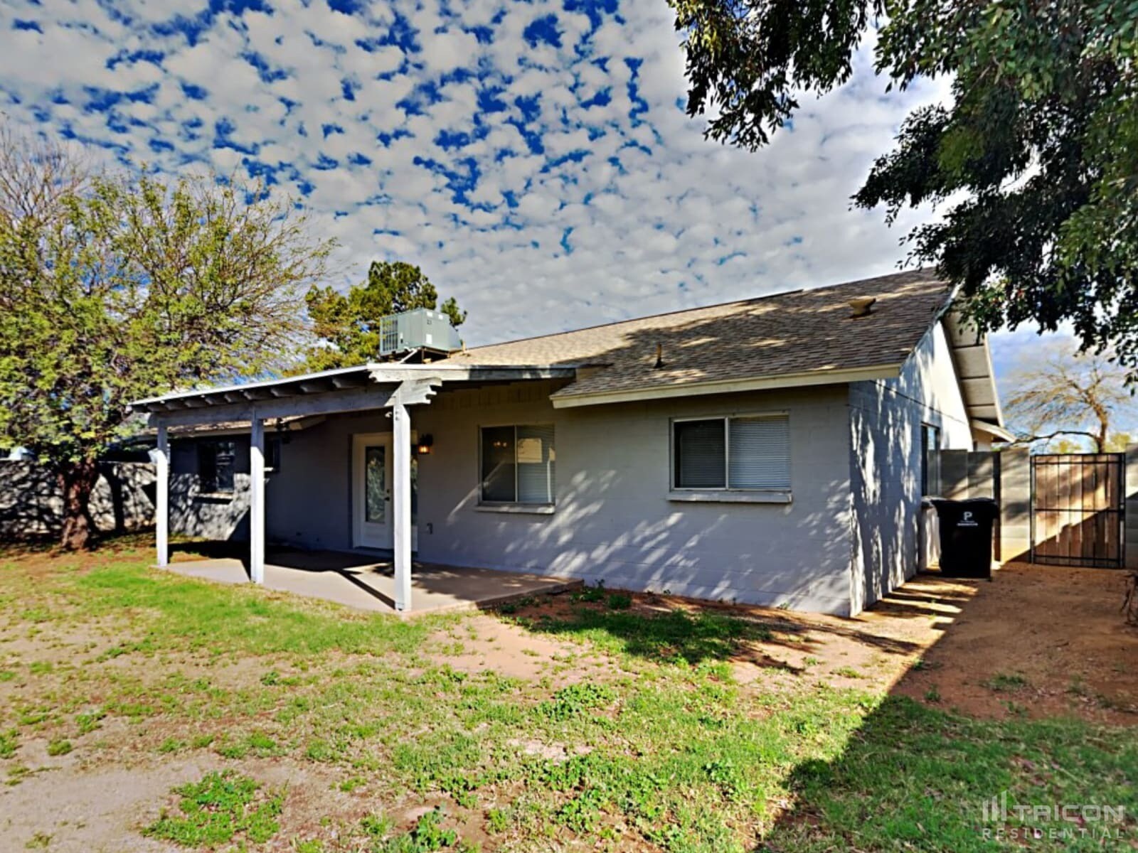 Building Photo - 8427 W Orchid Ln