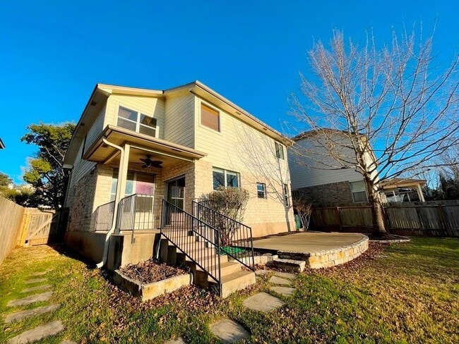 Building Photo - 10520 Dunham Forest Rd