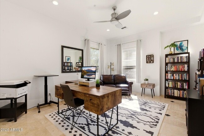 Building Photo - 8044 E Tether Trail