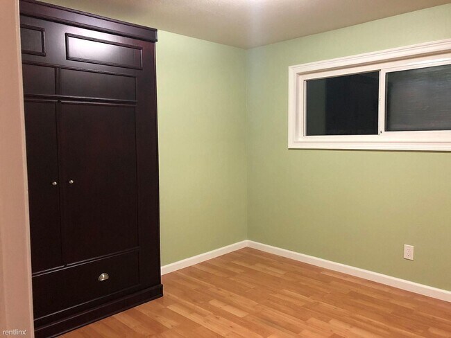 Building Photo - 5058 Garden Way