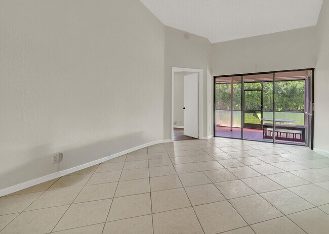 Building Photo - 6371 Toulon Dr