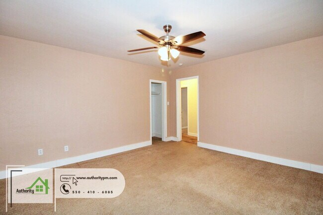 Building Photo - 2391 Placer St