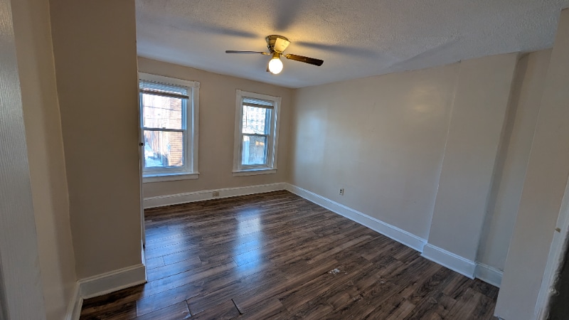 Building Photo - 376 Cherry St