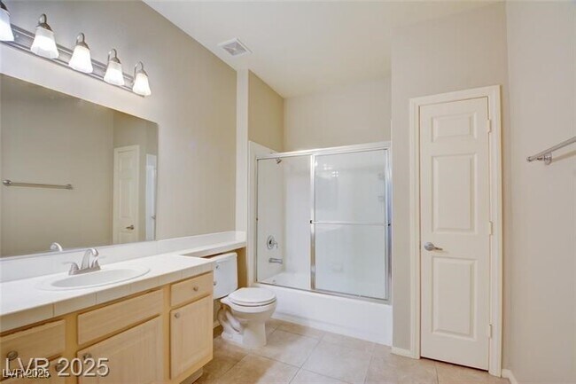 Building Photo - 5250 S Rainbow Blvd