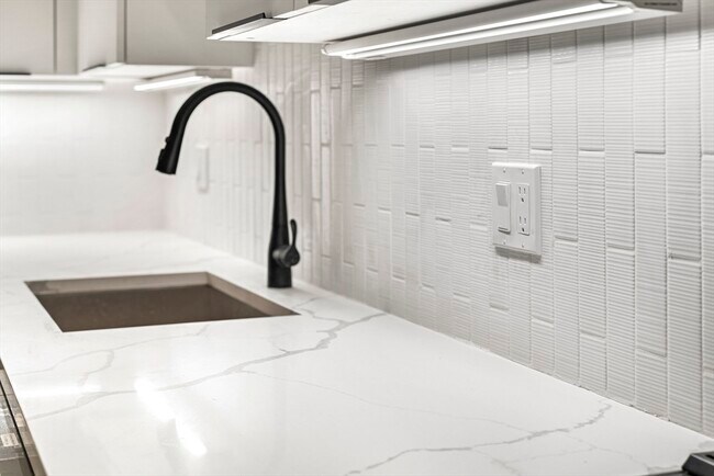 Building Photo - 24-28 Mt Pleasant St