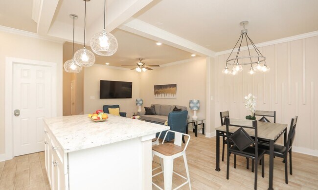 Building Photo - 3535 Mt Pleasant St