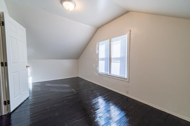 Building Photo - Beautifully refreshed 4-bedroom, 2-bath home in Millville