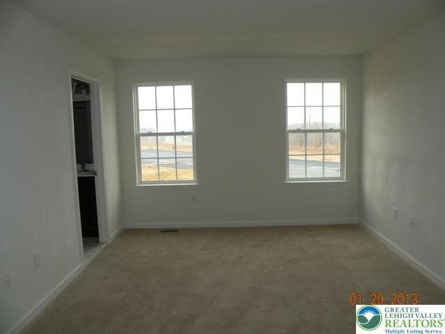 Building Photo - 5985 Valley Forge Dr