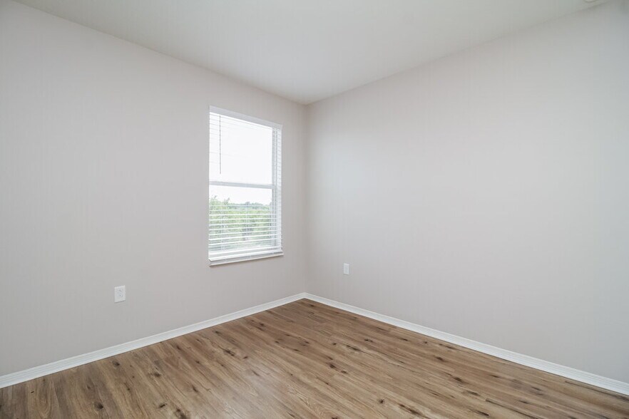 Building Photo - 2857 Breezy Meadow Rd