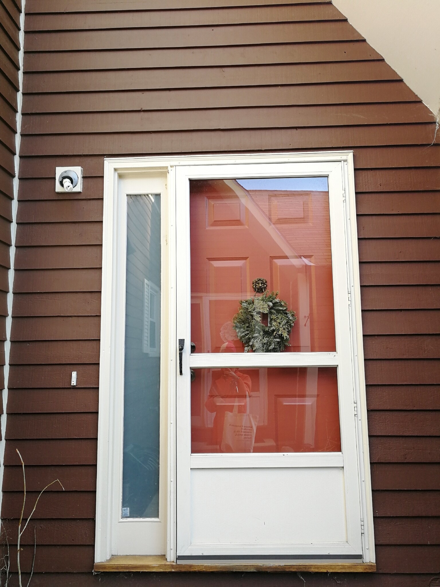 Building Photo - 104 Woodbine by the Lake