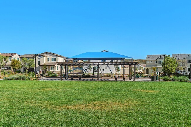 Building Photo - New Community - Temecula - New House Corne...