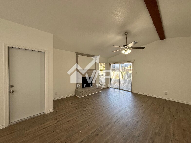 Building Photo - 12135 Lemon Blossom St