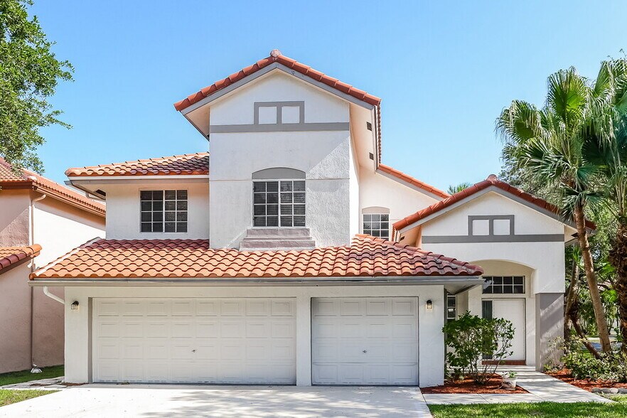 Primary Photo - 8341 NW 57th Dr