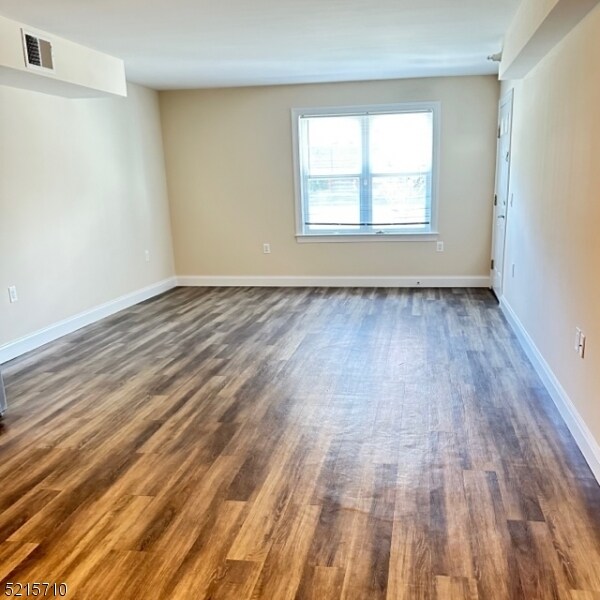 Building Photo - 290 3rd St