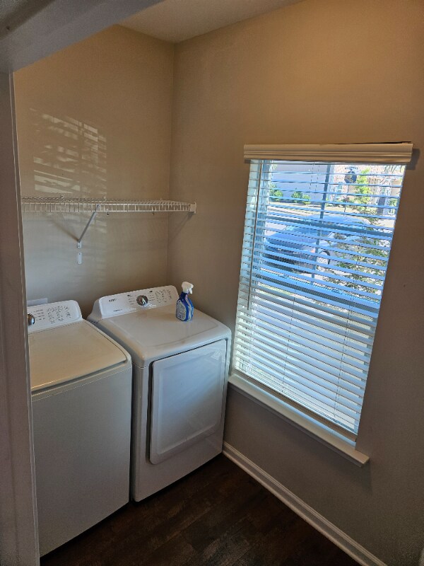 Building Photo - 131 Hunters Grove Dr