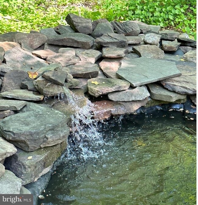 Building Photo - 623 Sean Dr